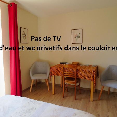O Pres D'Ici Chambres D'Hotes Lievans Bagian luar foto